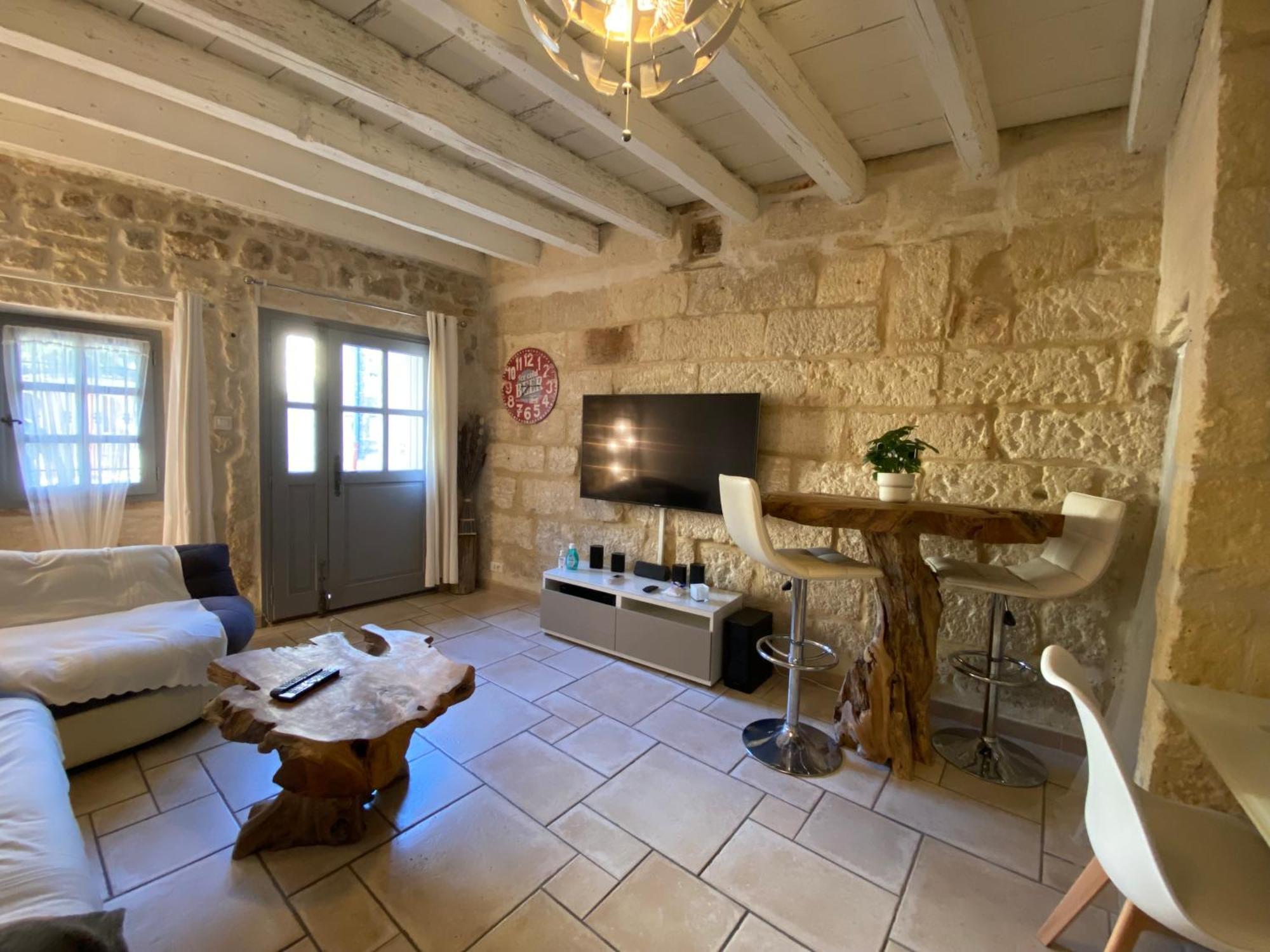 Holiday home Bienvenue Au 6 - Calme Et Charme De La Pierre. *